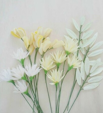 lace, petals and yellow