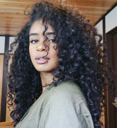 curly hair, perfection and phone