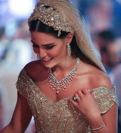 white dress, king queen and beautiful
