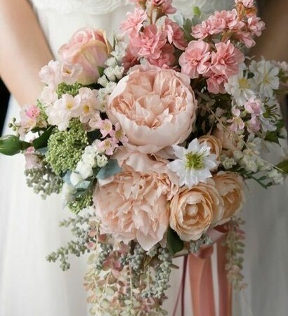 bridal, dress. roses and cute