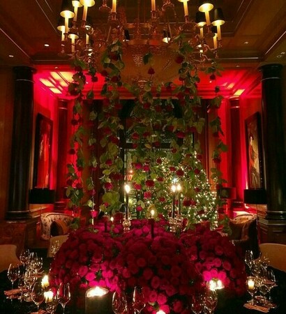 hall, rich and decoration