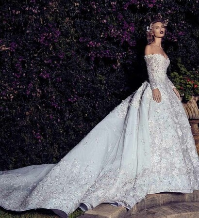 wedd, wedding goal and white dress