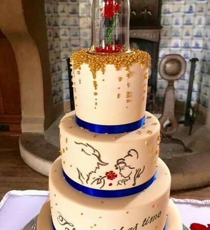 gold, cake and rose