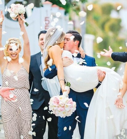 kiss, event and ceremony