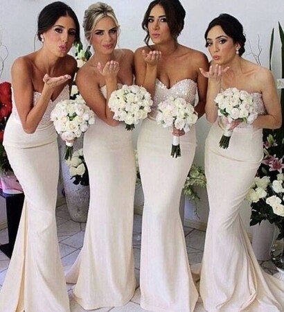 bridesmaids dresses and en