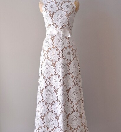 dress, beautifu and feminine