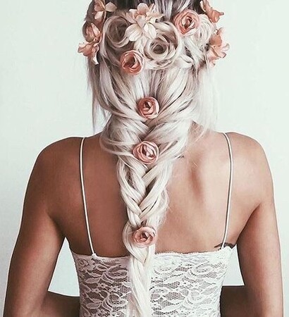 hair, goals and flowers