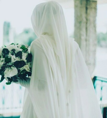 beauty, hijab and flowers