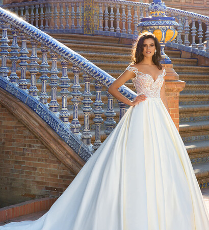 wedding dress and en