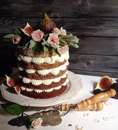 cake, vanilla and wedding cake