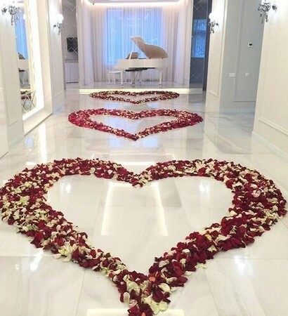 roses, floor and love