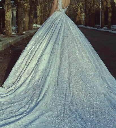 big, beautifull and weddingdress