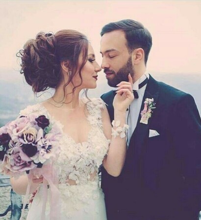women, photo and flowers