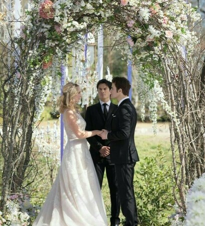caroline forbes, season 8 and the vampire diaries