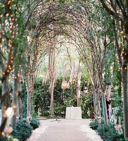 wedding setting and en