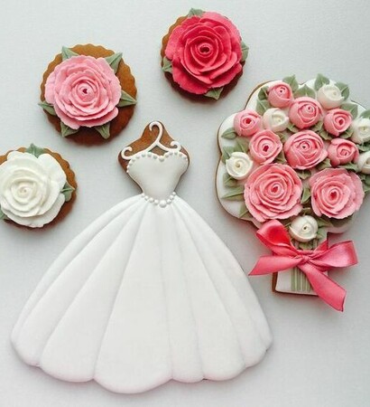 cookie decorating, Cookies and wedding dress