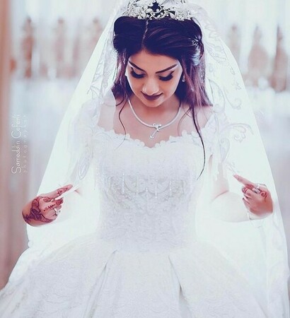 toy, bride and azerbaijan wedding