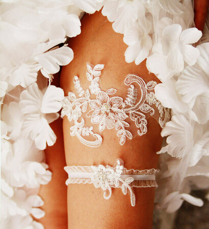 wedding garters, flower garter and wedding garter