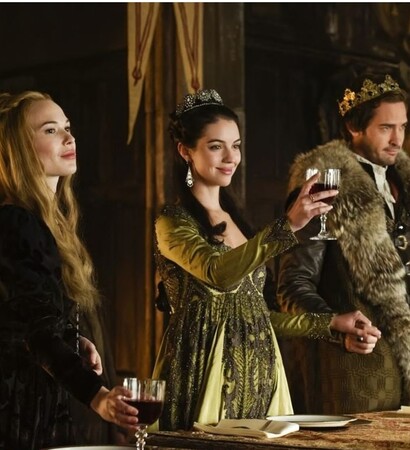 dress, royal and mary queen of scots