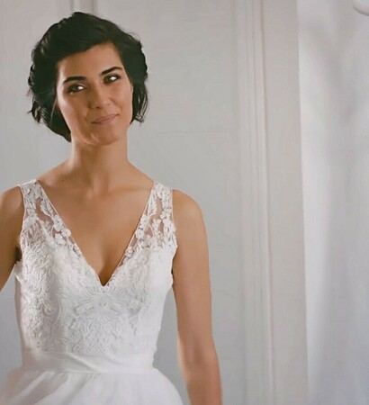 wedding dress, tuba büyüküstün and cesur ve güzel