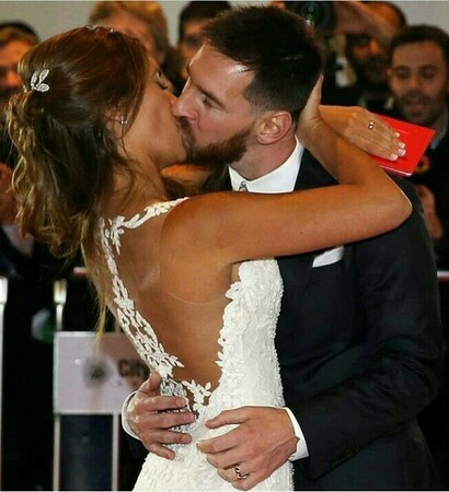 love, argentina and antonella roccuzzo