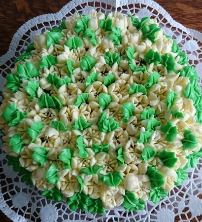 tulip cake design, sweet and delicious