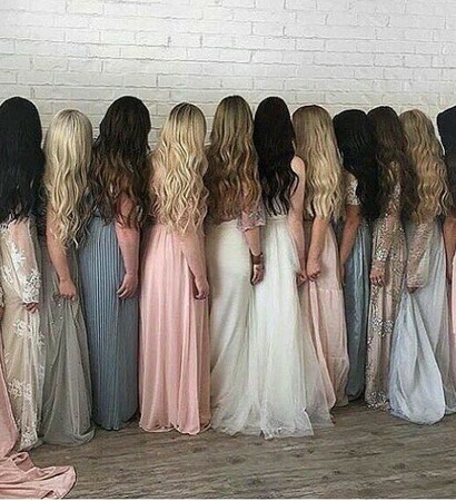 bridesmaids and en