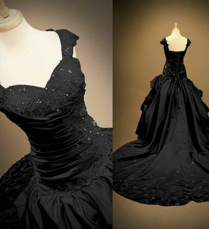woman, gothic and gotico