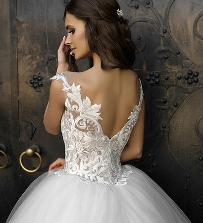 brides, ​vestidos and milla nova
