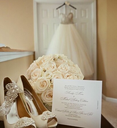 high-heeled, bouquet and weddingideas