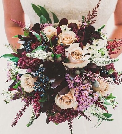 marriage, flowers and design