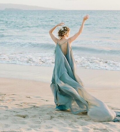 beach, glamour and feminine