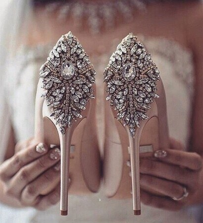high heels, inspiration and outfit