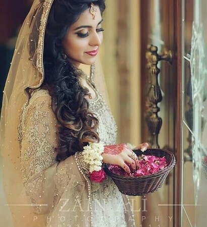pakistani bride, henna and desi