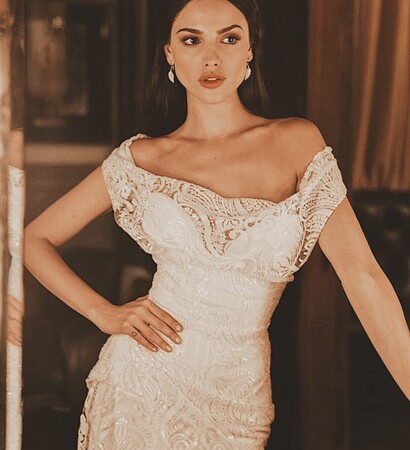 gonzales, dress and bomdia