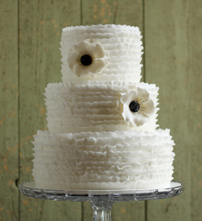 cakes, elegant cakes and wedding cakes