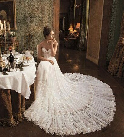elegant, flowing and Dream