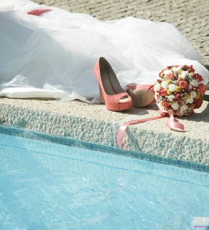 grooms, pool and brid