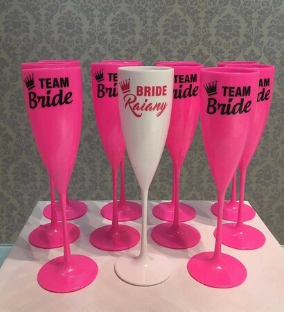 cups, pink and friends