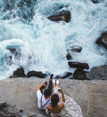girlfriend, nature and romance