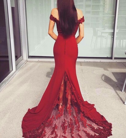 red, Prom and shopping