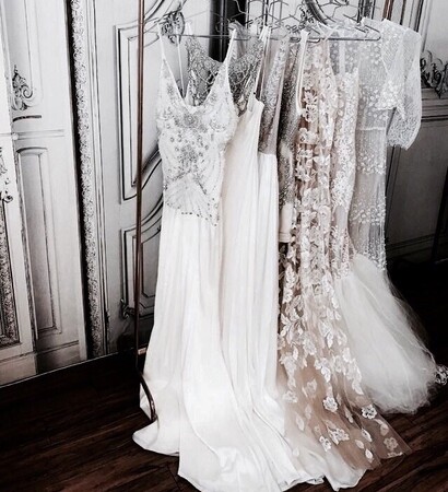 dresses and en
