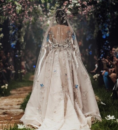 disney, fashion and dress