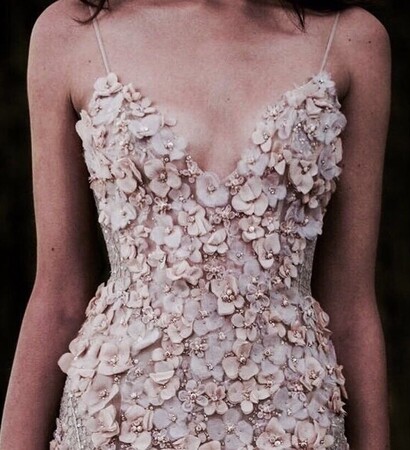 chic, flowers and fashion
