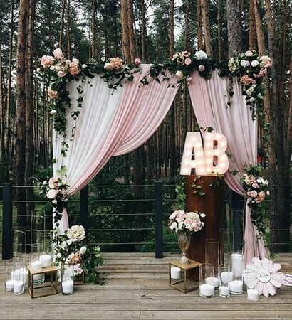 flowers, girls and decor