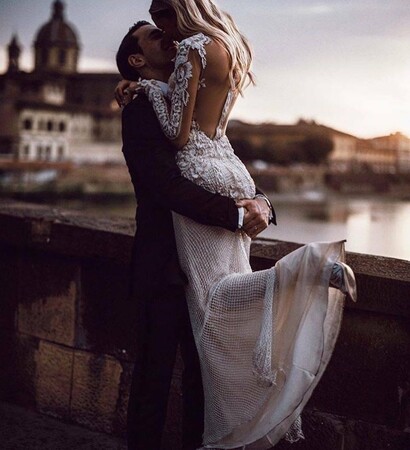 L, hug and hair