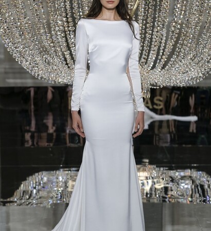 pronovias 2018, bridal dresses and couture wedding gowns