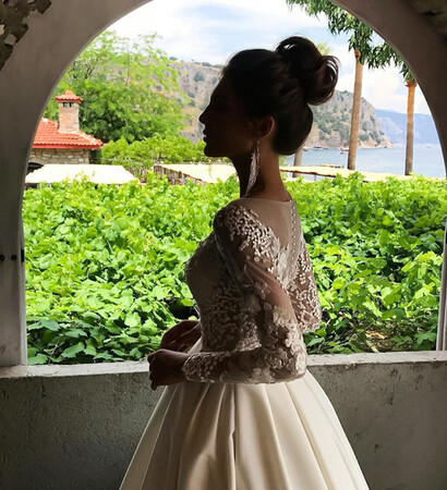 wedding dress, dress and girl