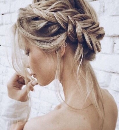 pretty, blonde and fishtail