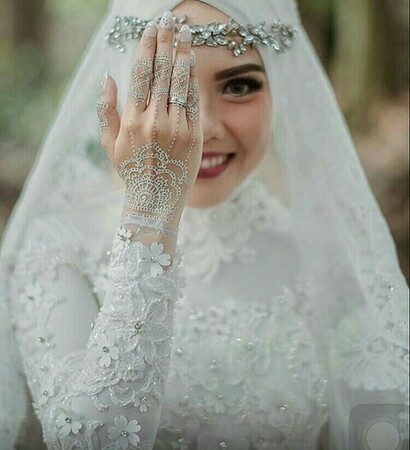 wedding dress